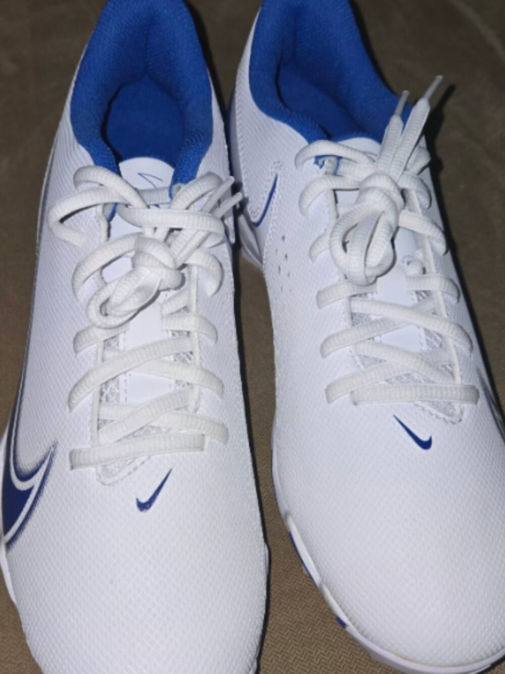 New, Nike Men's Vapor Edge Shark Football Cleats Size 8, white game royal